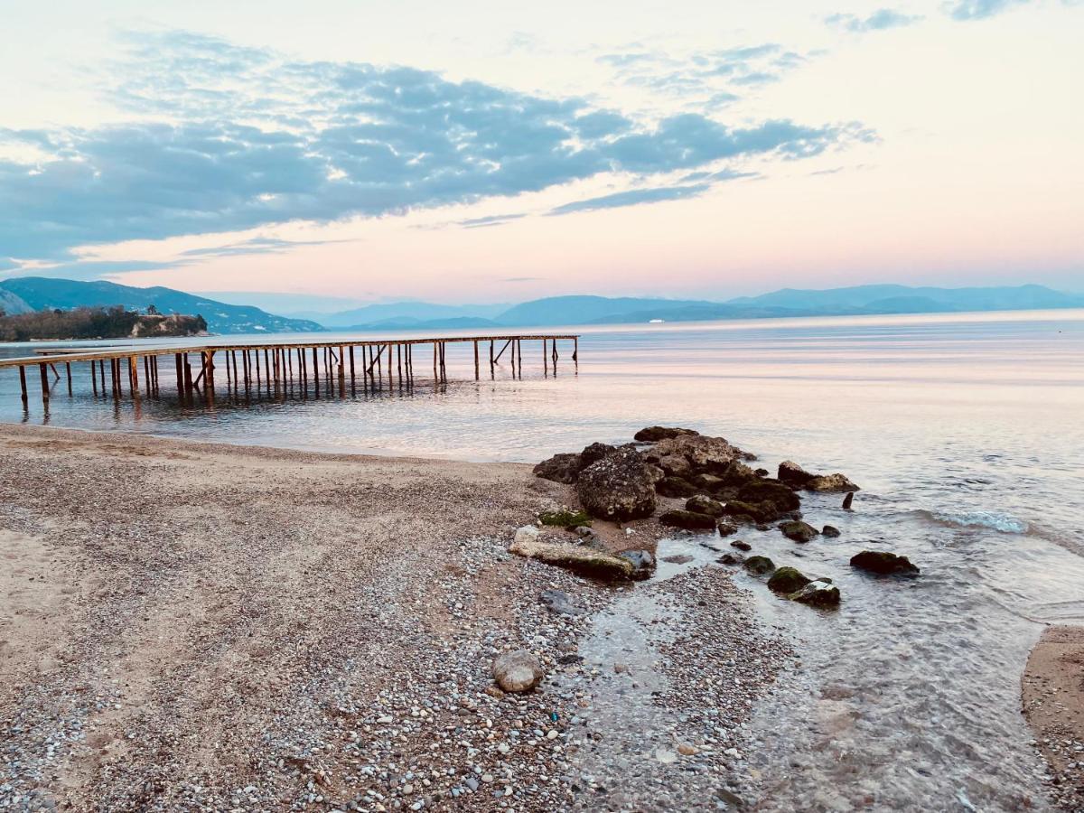Louvros Luxury Suites Dassia  Dış mekan fotoğraf