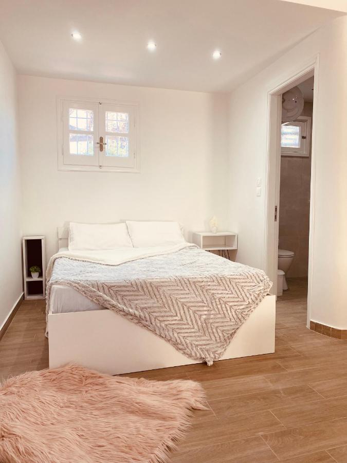 Louvros Luxury Suites Dassia  Dış mekan fotoğraf
