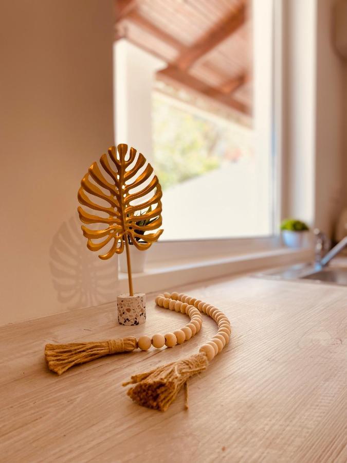Louvros Luxury Suites Dassia  Dış mekan fotoğraf