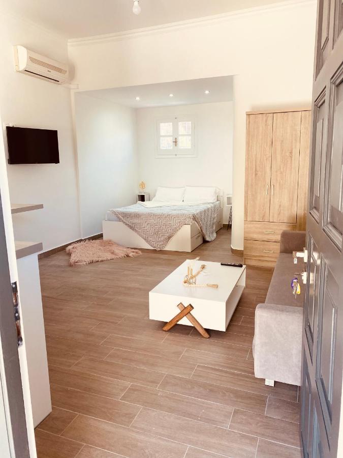 Louvros Luxury Suites Dassia  Dış mekan fotoğraf
