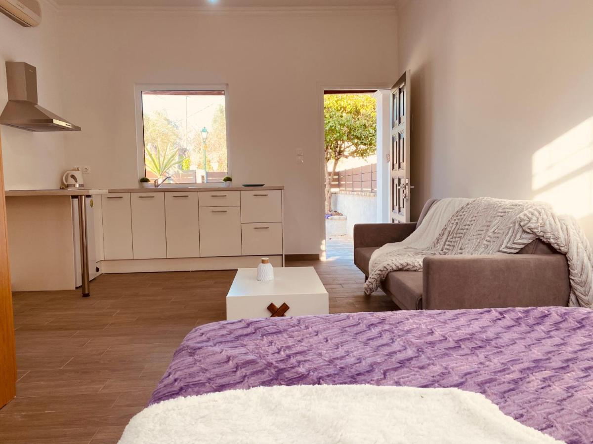 Louvros Luxury Suites Dassia  Dış mekan fotoğraf