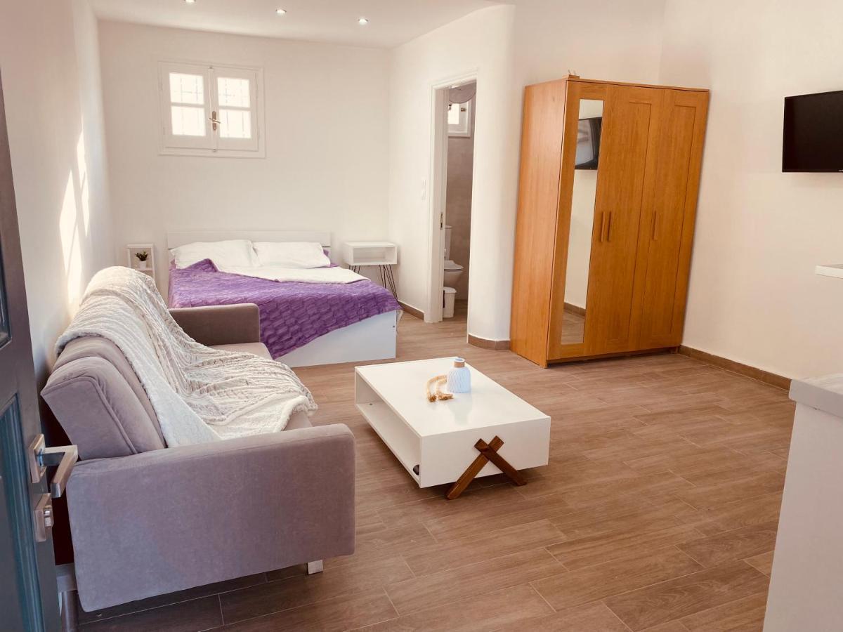 Louvros Luxury Suites Dassia  Dış mekan fotoğraf
