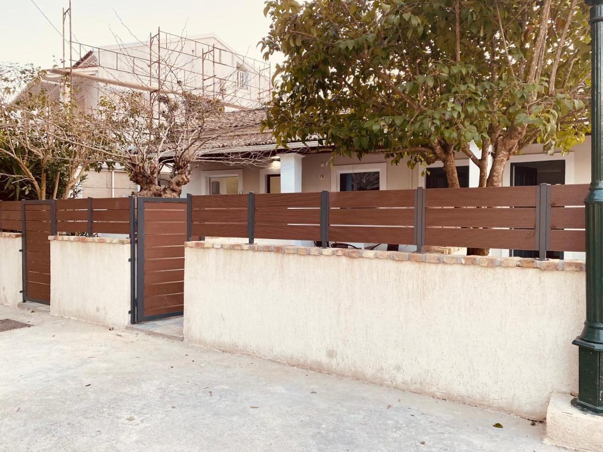 Louvros Luxury Suites Dassia  Dış mekan fotoğraf